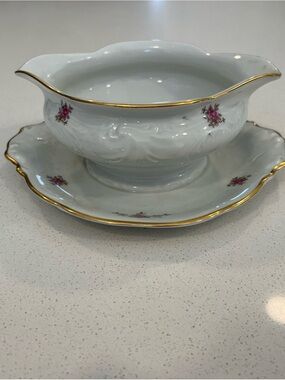 Vintage Walbryzch Poland Gravy Boat Gold Trim Floral